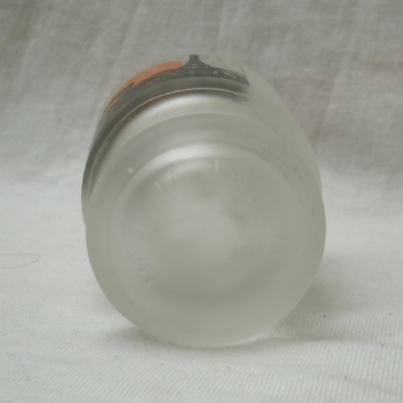 An Original 1950s Set Of 4 French Shot Glasses With A Pretty Gold Striped Pattern